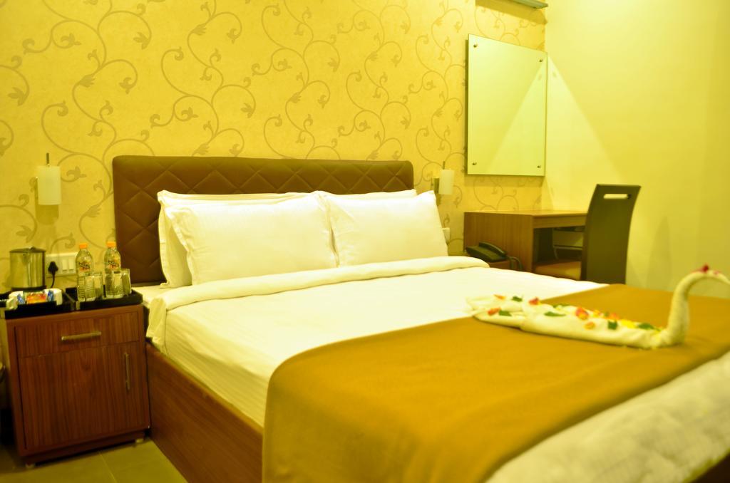 Hotel Arunachala Tiruvannamalai Room photo